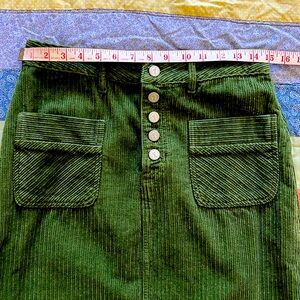 Anthropologie mid-length corduroy green skirt size 8